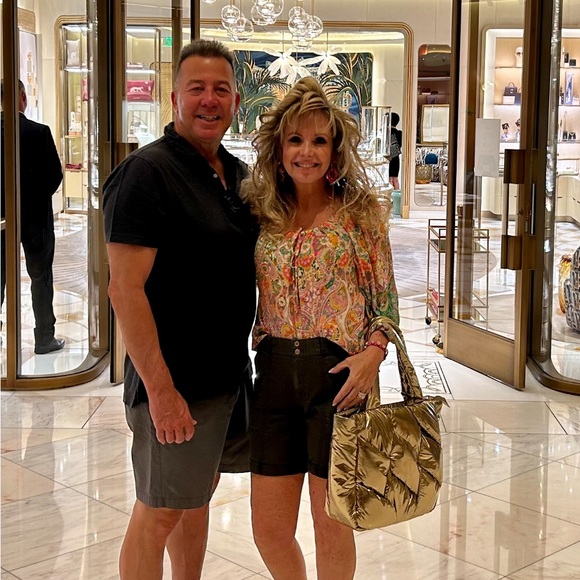 Meet your Posher, Janie - Picture 5 of 16